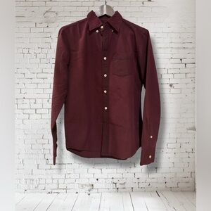 American Eagle 🦅 Men's Burgundy Shirt